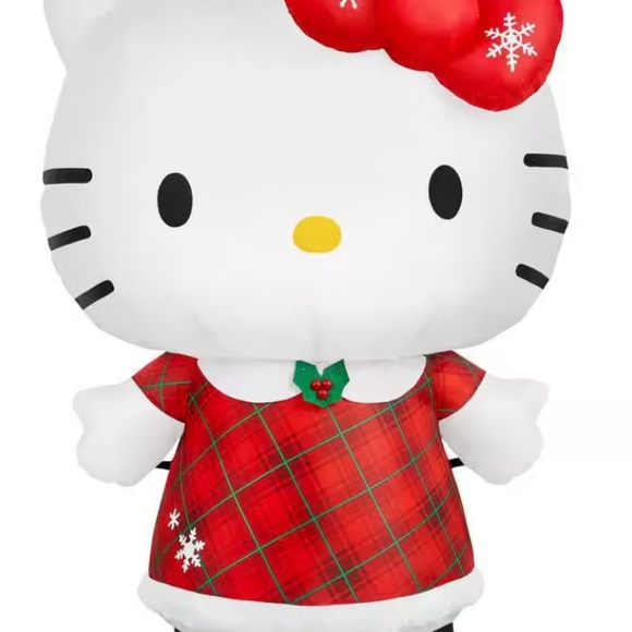 Hello Kitty Christmas Inflatable - Picture 2 of 3